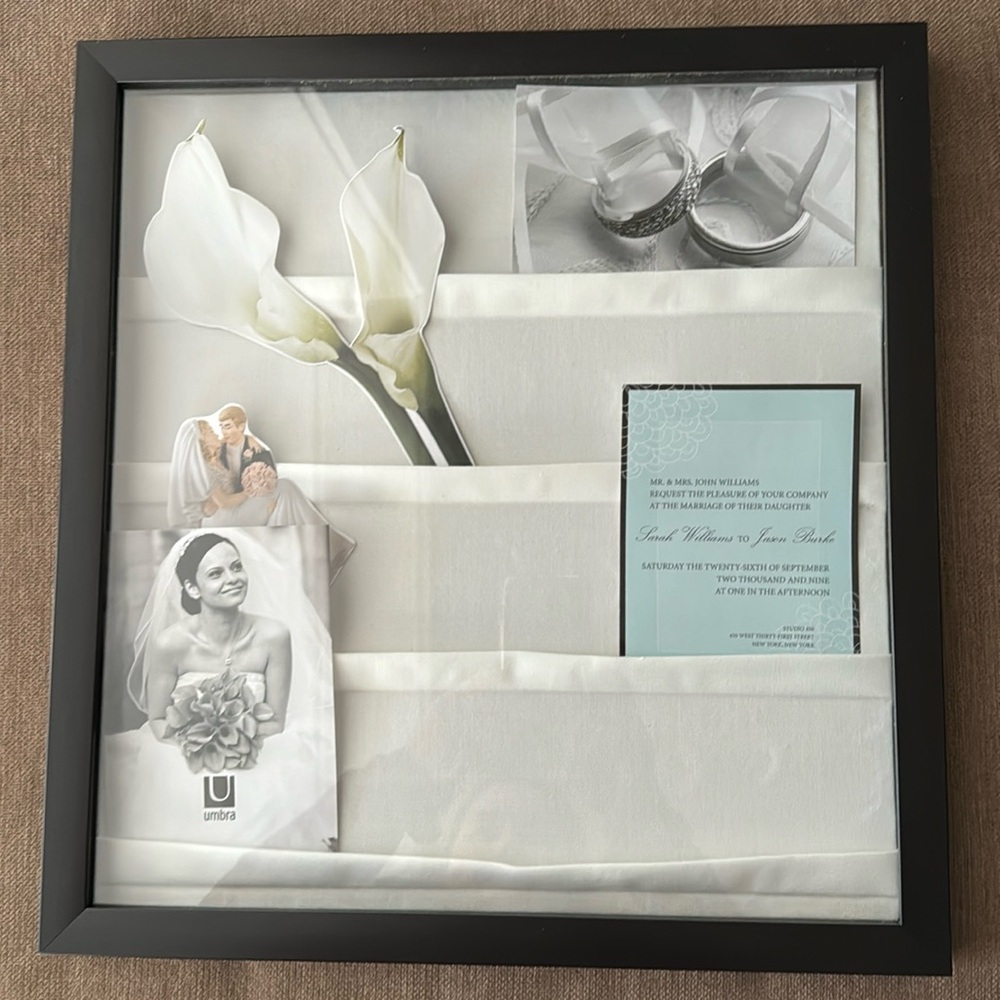 Umbra wedding Memories frame  Design by Sung Wook Park